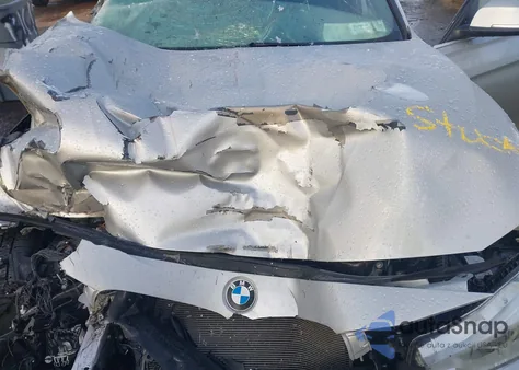 2017 BMW 330I xDrive z USA, uszkodzony, nr VIN WBA8D9G56HNT91616